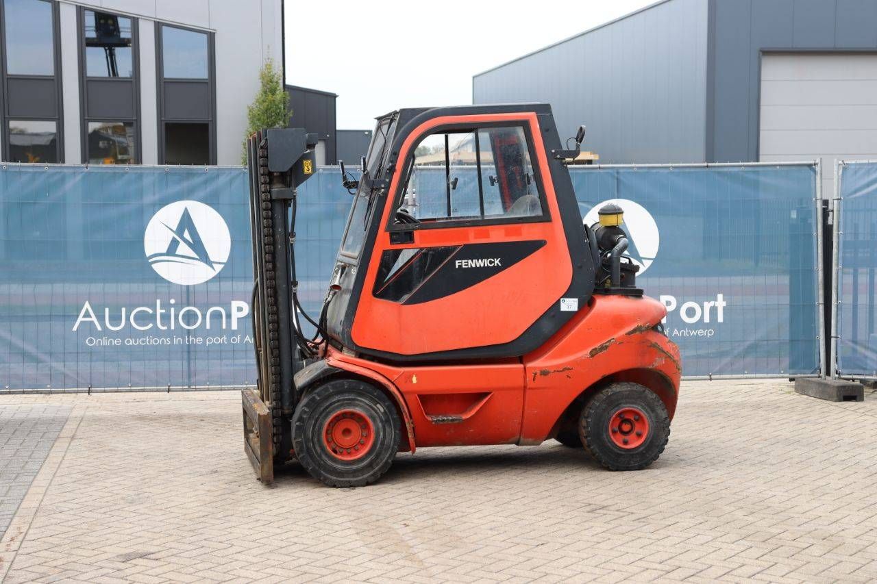Carrello elevatore diesel Linde H25D da 2500 kg, anno 2016