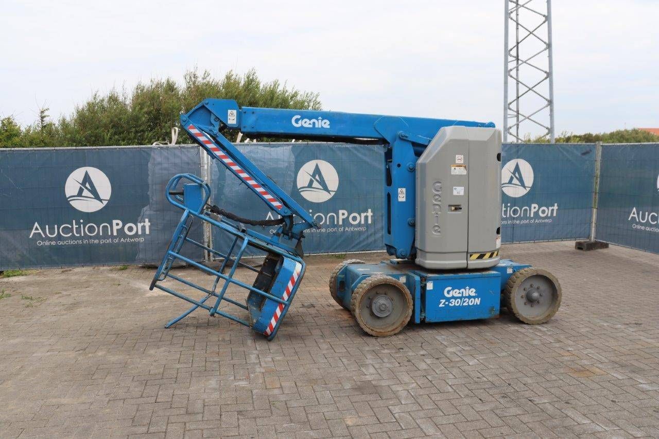 Articulating boom lift Genie Z-30/20N Electric 227 11.14m 2001