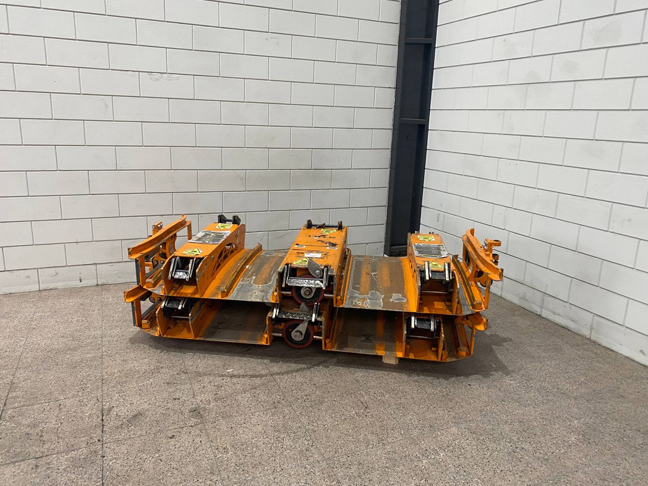 Party Pallet Transporters