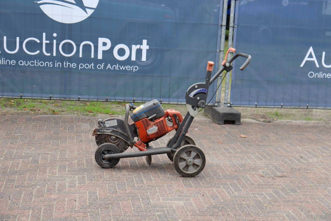 Husqvarna concrete milling machine walk-behind concrete saw Gasoline
