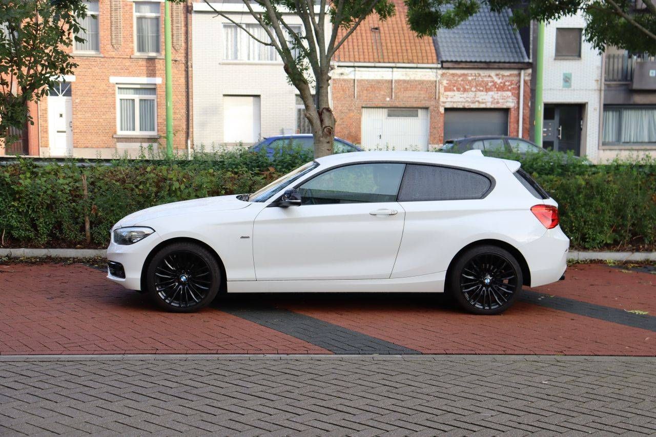 Carro de passageiros BMW 116d Diesel 116hp 2017 (Margem)