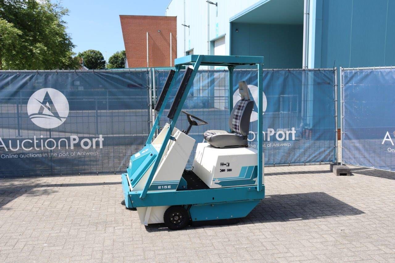 Veegmachine Tennant 215E Elektrisch