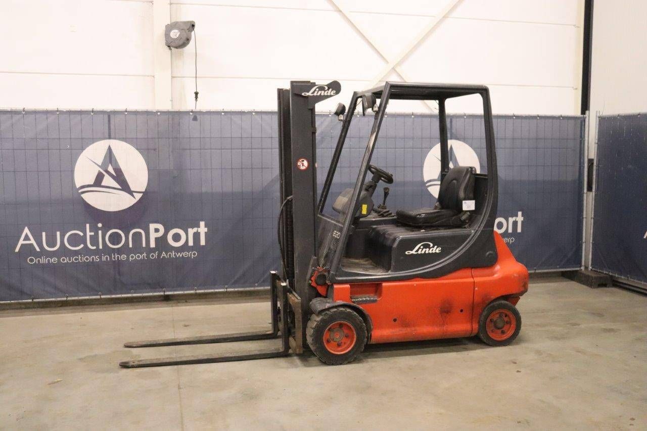 Forklift Linde E20P Electric 2000kg 4.62m 1999