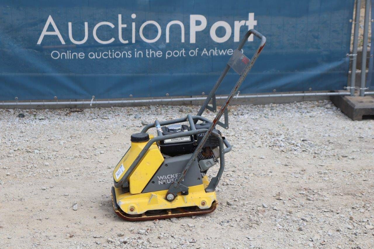 Vibratory plate Wacker Neuson WP1550 Petrol