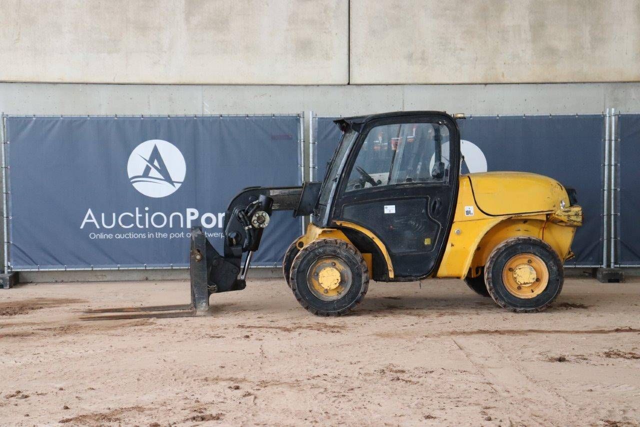 JCB 520-40 Diesel Telehandler 2000kg