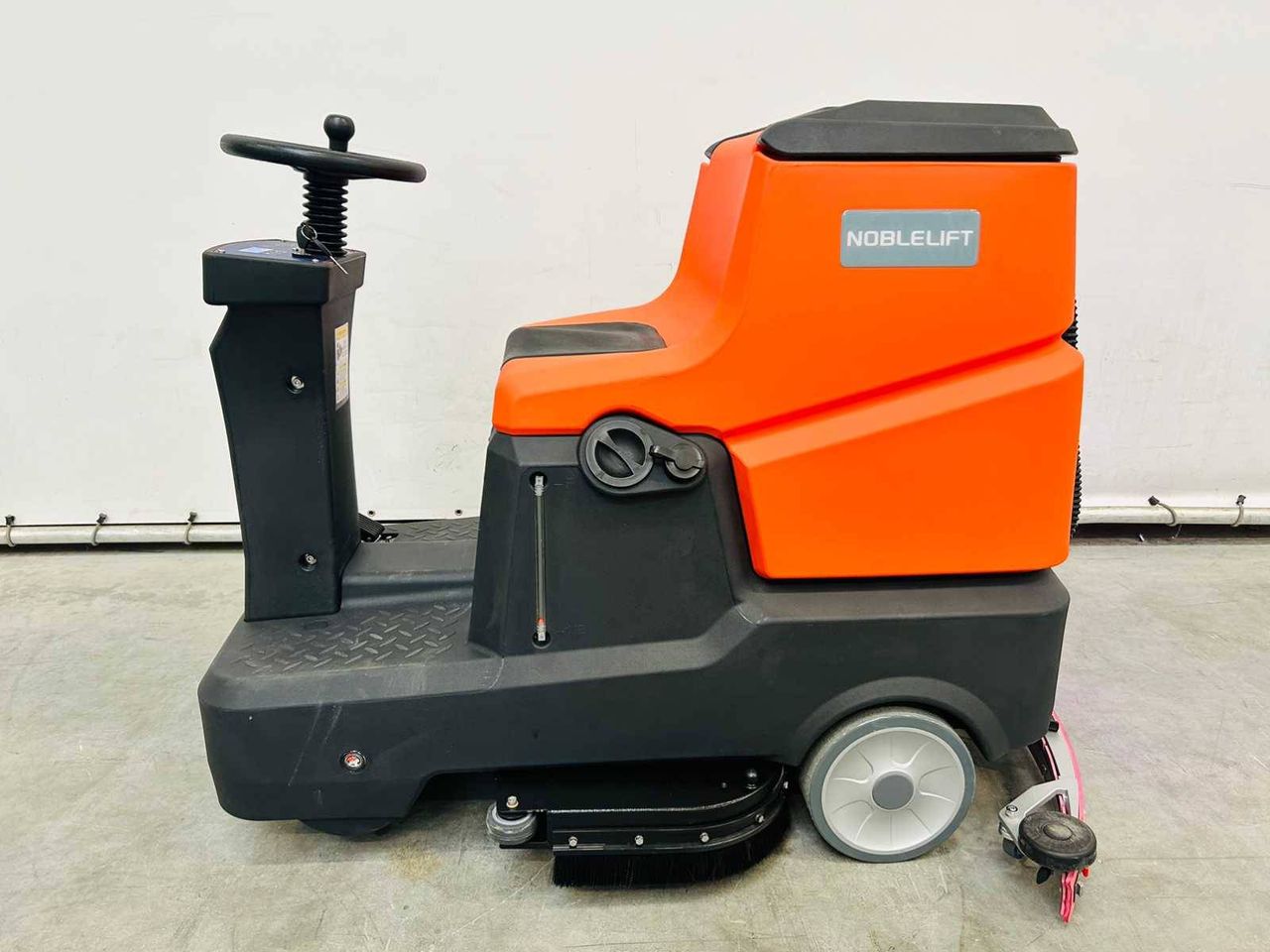 Sweeper Noblelift NR810 New