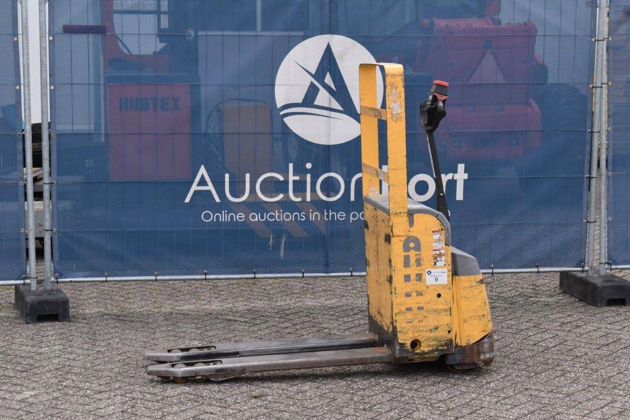 Pallet truck Atlet 180L Electric 1800kg