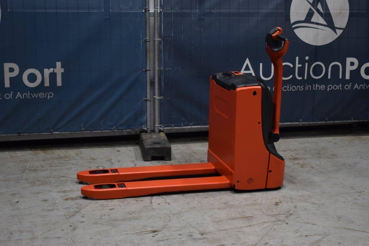 Pallet truck Linde T16 Electric 1600kg
