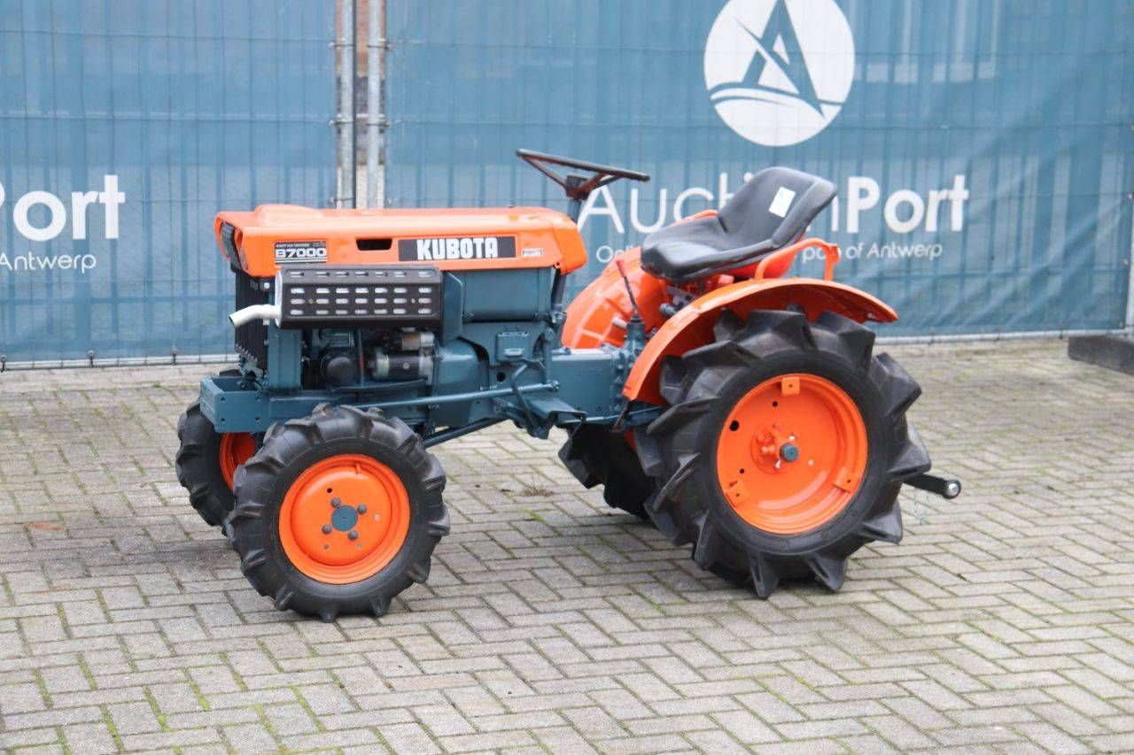 Minitractor Kubota B7000 Diesel 13pk