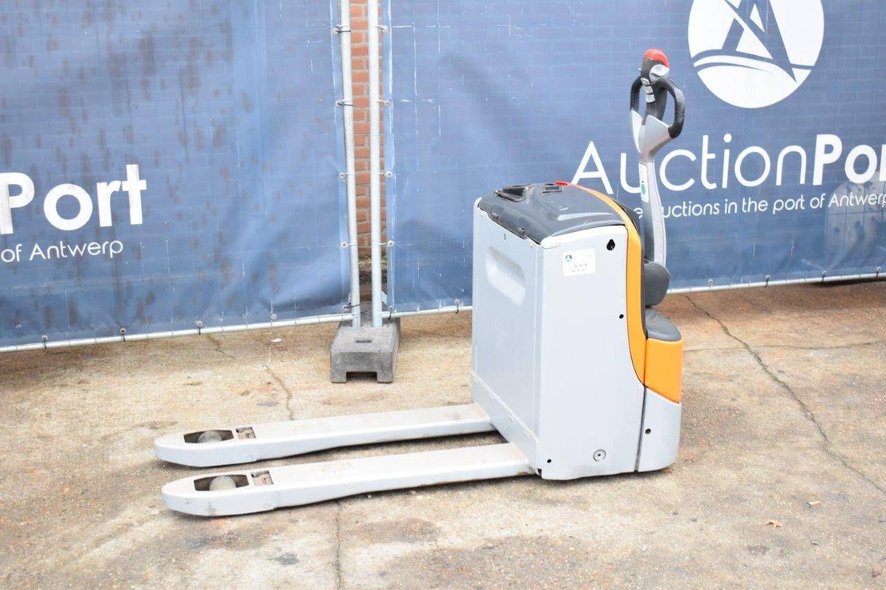 Pallet truck Still Electric 1800kg