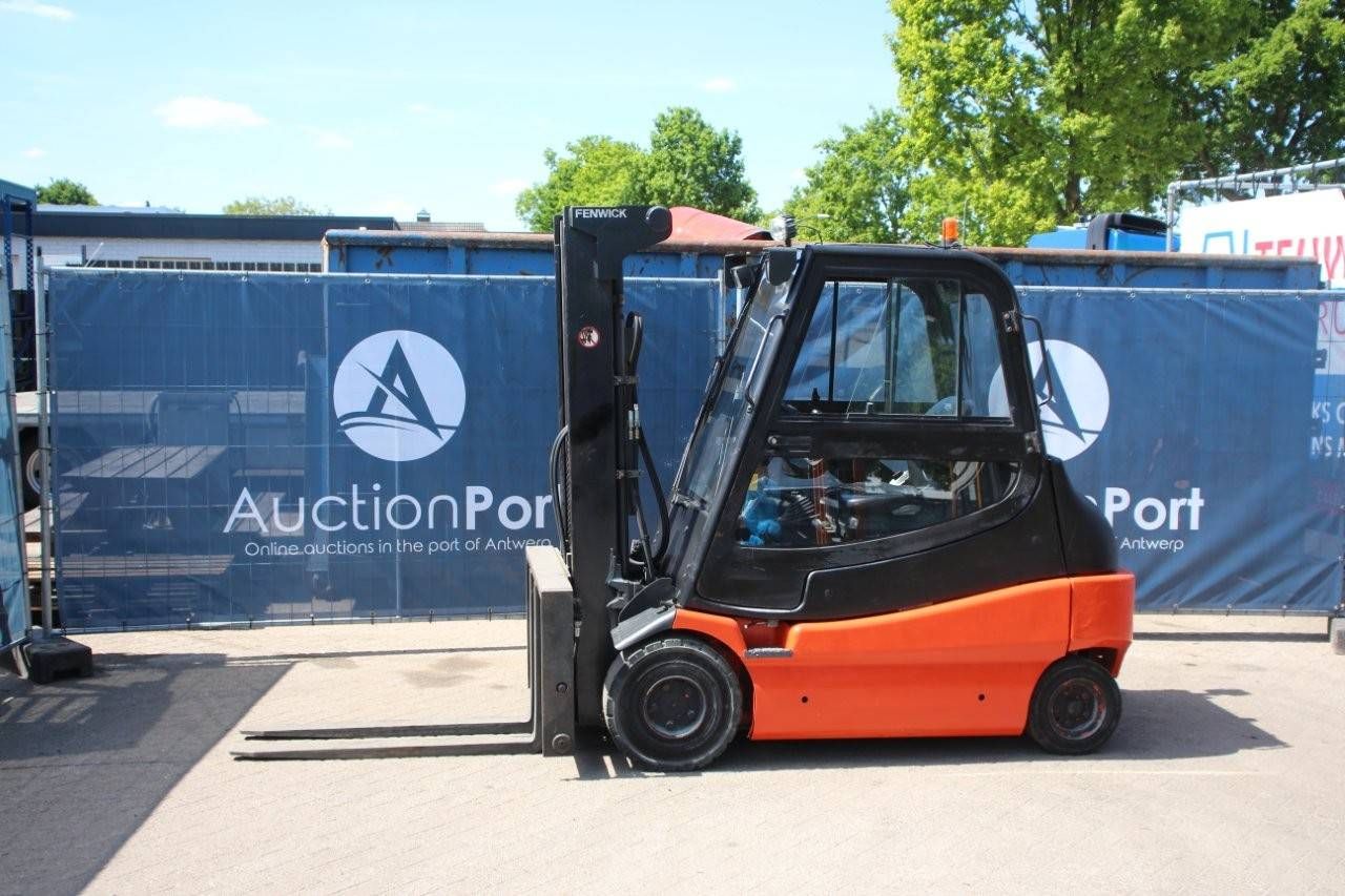 Forklift Fenwick-Linde E30/02 Electric 3000kg 3.0m 2008
