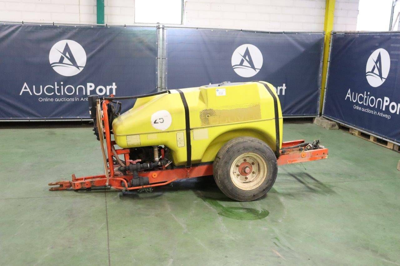 Spraying machine Douven (Margin)