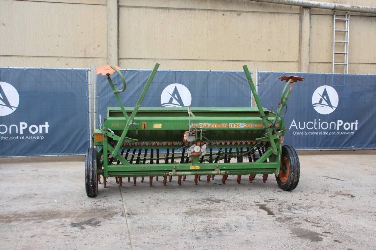 Seeder Amazone D8/30 Super