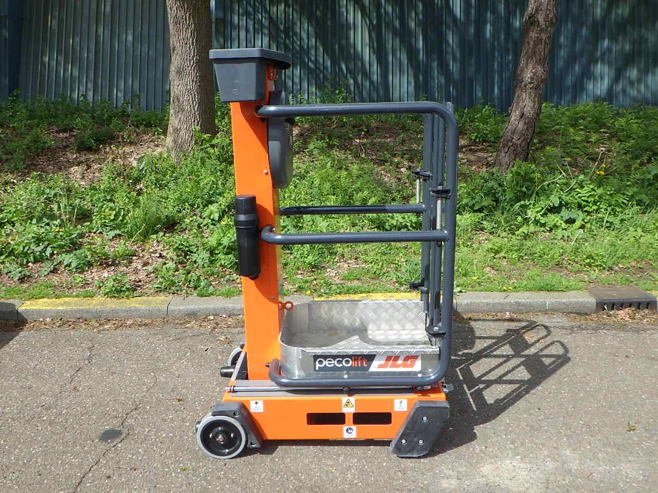 Mast lift JLG Pecolift Manual 3.50m 2021