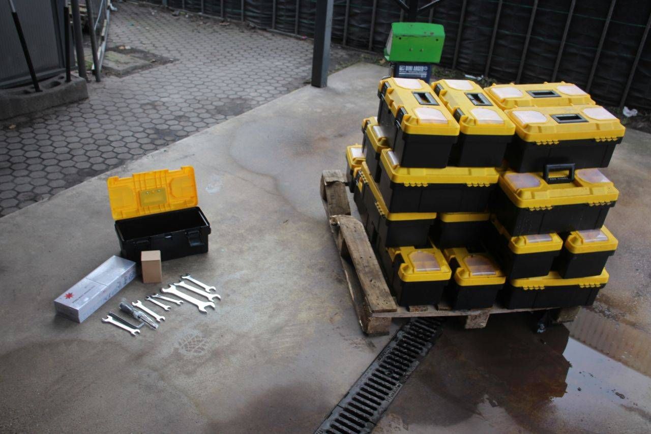 Lot of Tool Cases +/-30 pieces New (Margin)