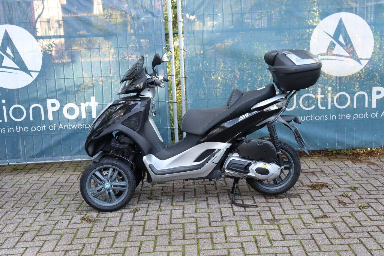Scooter Piaggio MP3 Yourban 300 LT Gasolina 22hp
