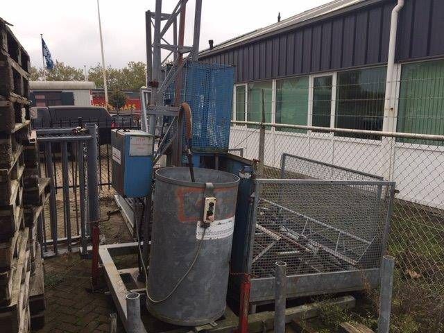 Mobile Construction Lift HEK 5L400 9m (Margin)