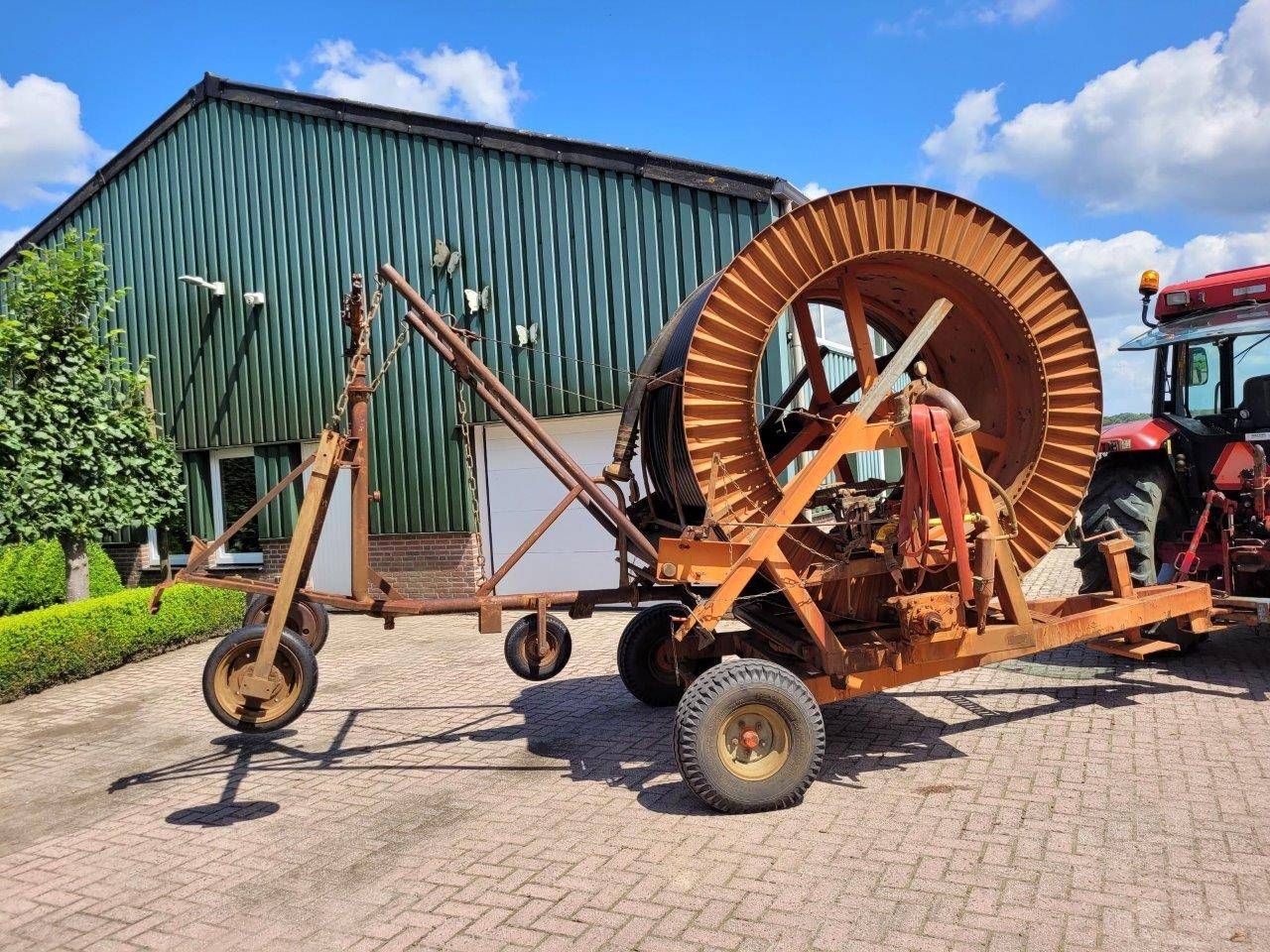 Irrifrance reel 90-300 with swivel head and bellows drive
