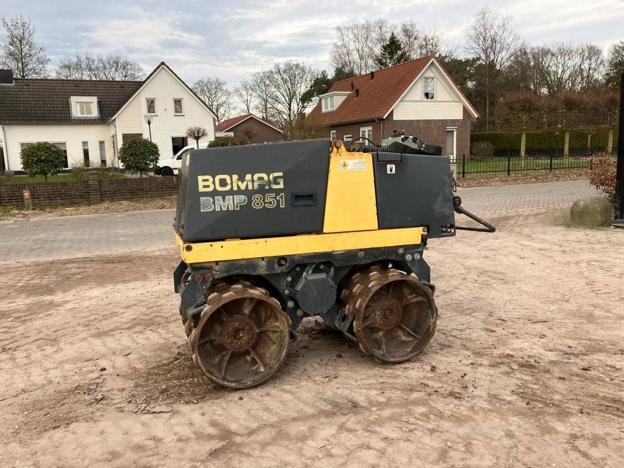 Sheep's foot roller Bomag BMP 851 Diesel 2000