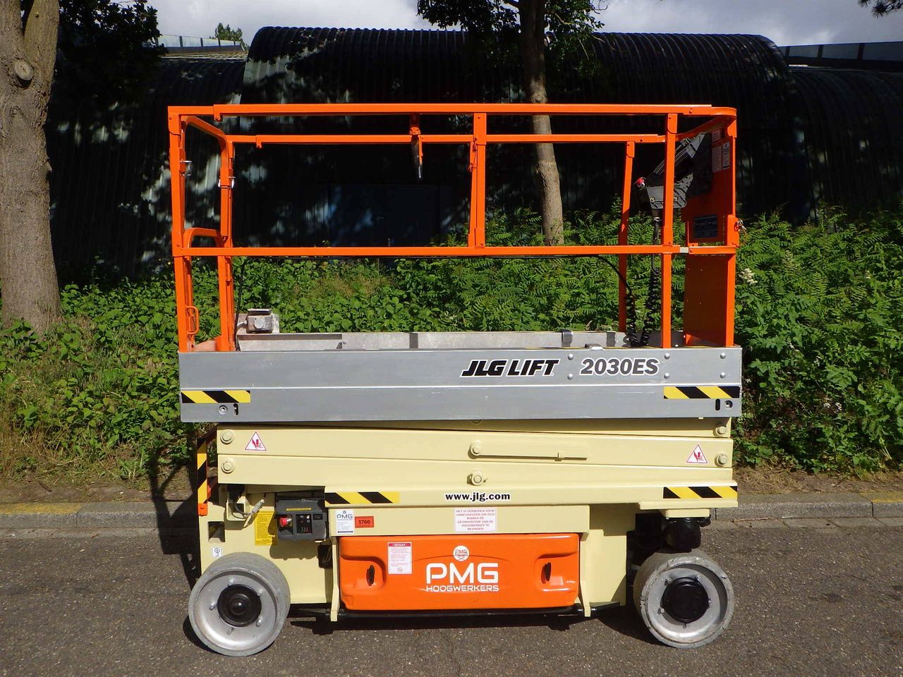 Scissor lift JLG 2030ES Electric 8.10m 2014