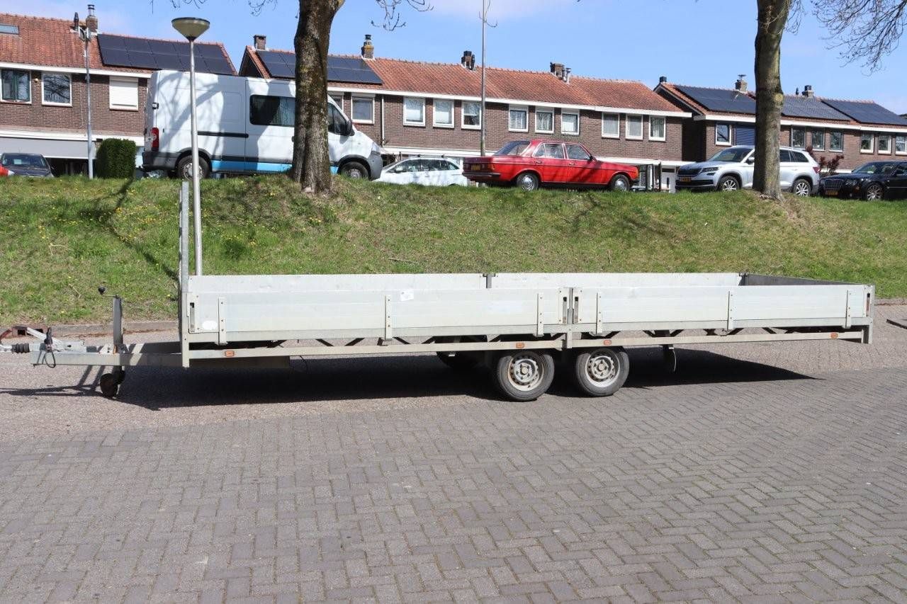 Flatbed Trailer Hulco MEDAX-2 2012