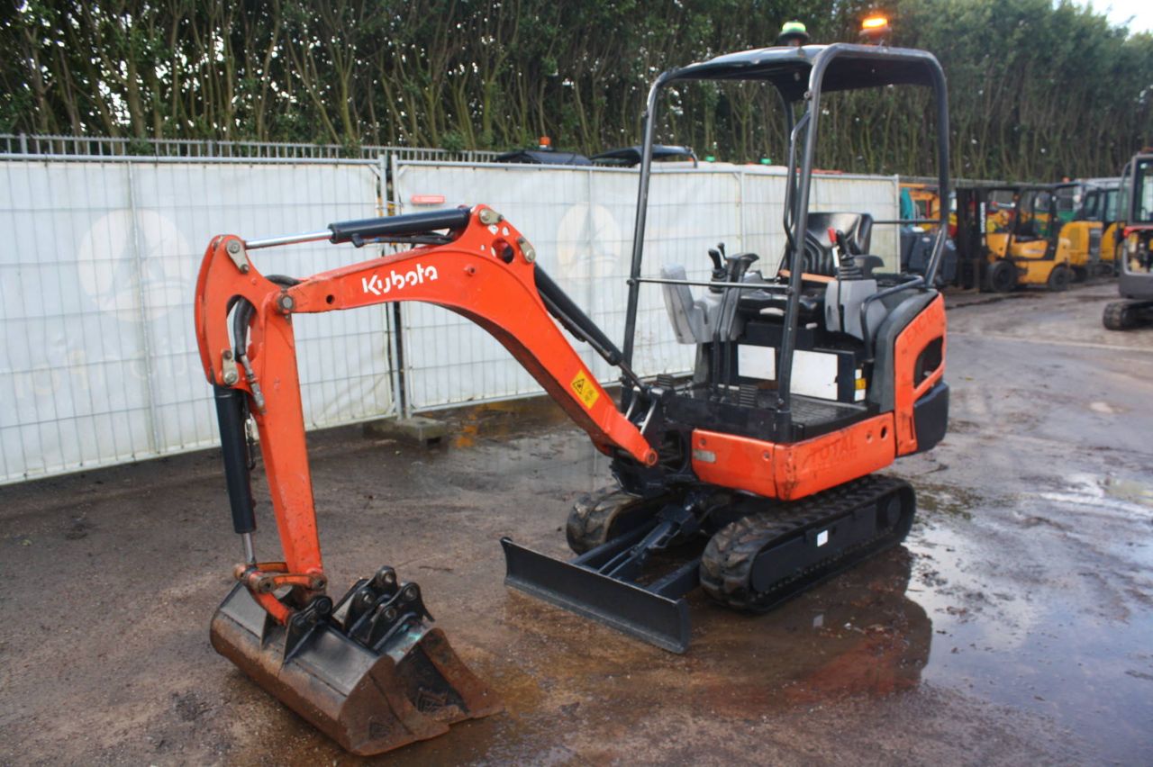 Mini excavator Kubota KX015-4 Diesel 2014
