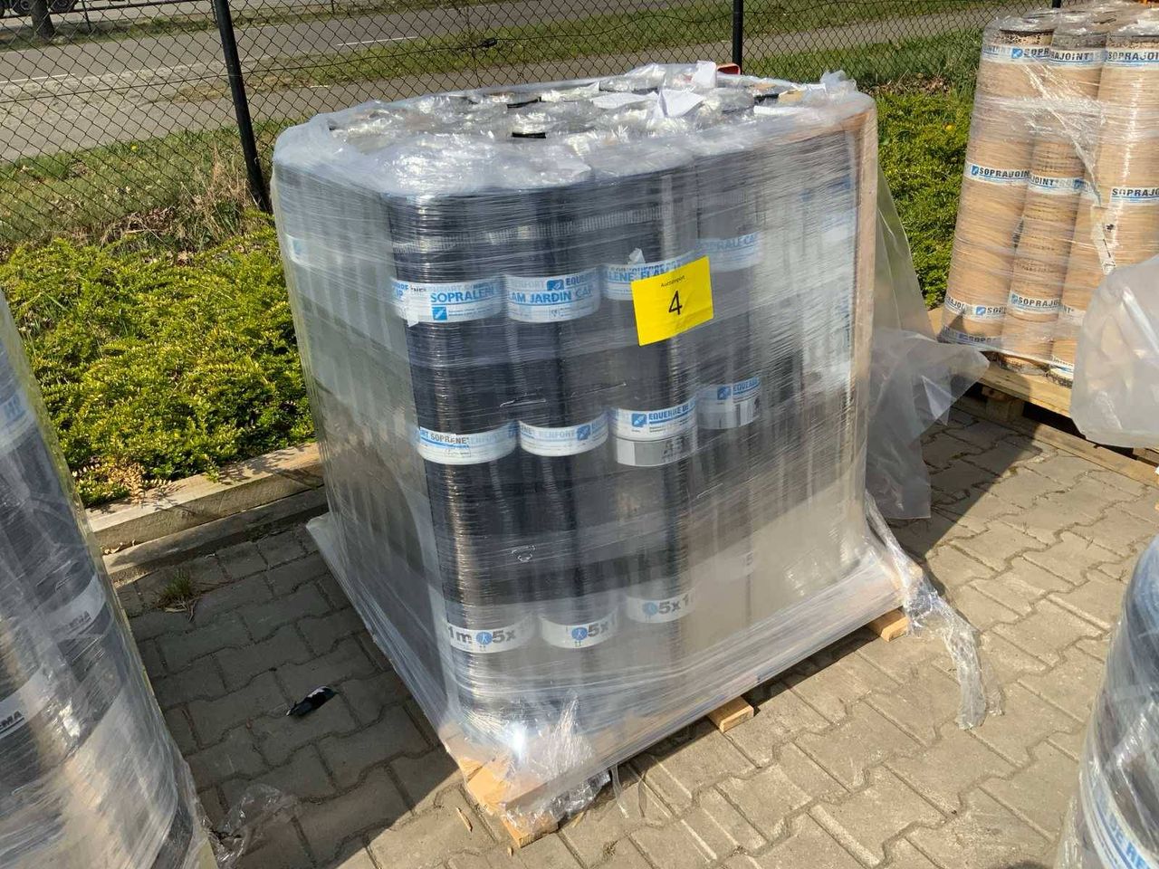 Pallet Roofing Felt New