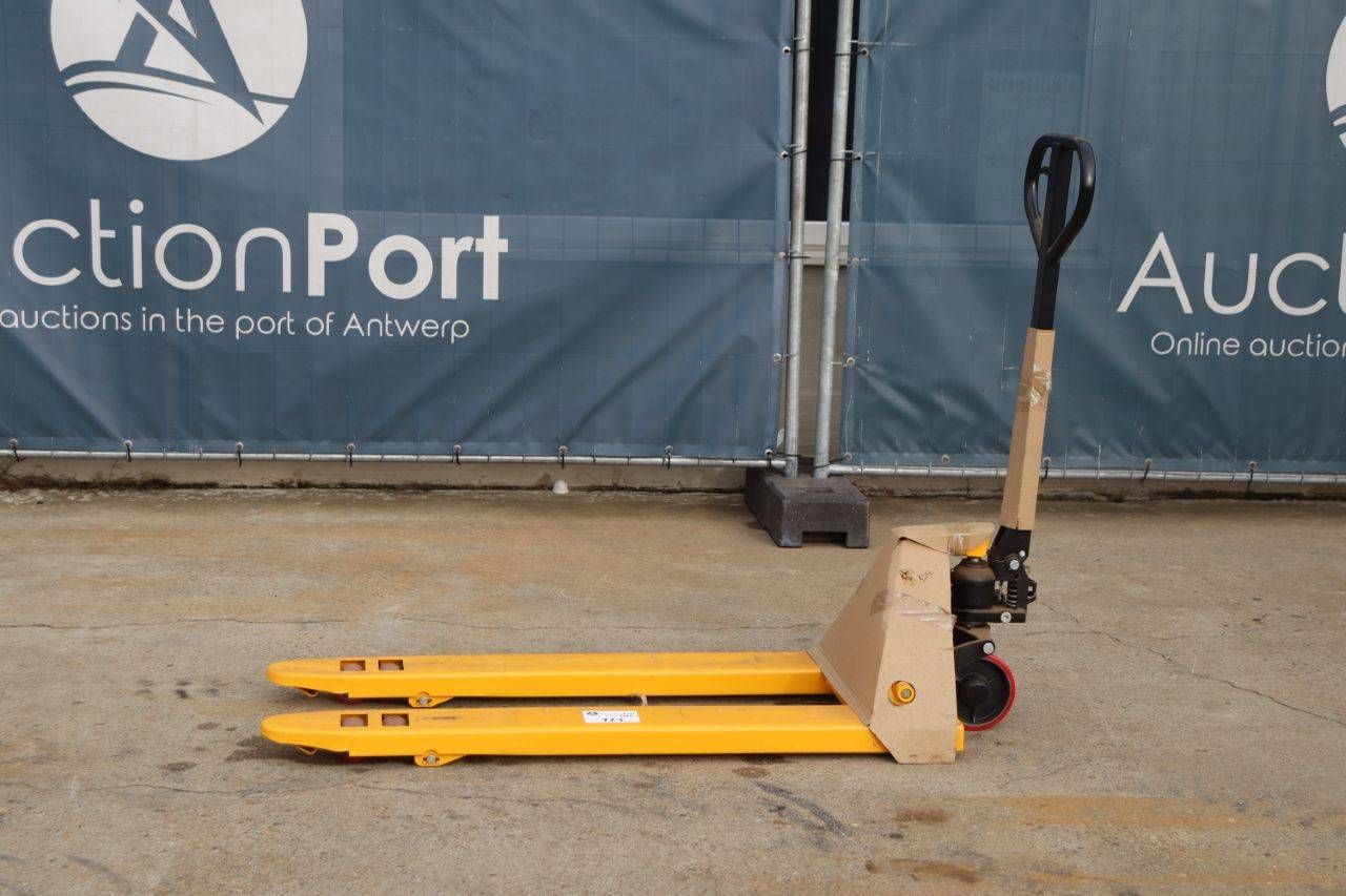 Pallet truck 2500kg New