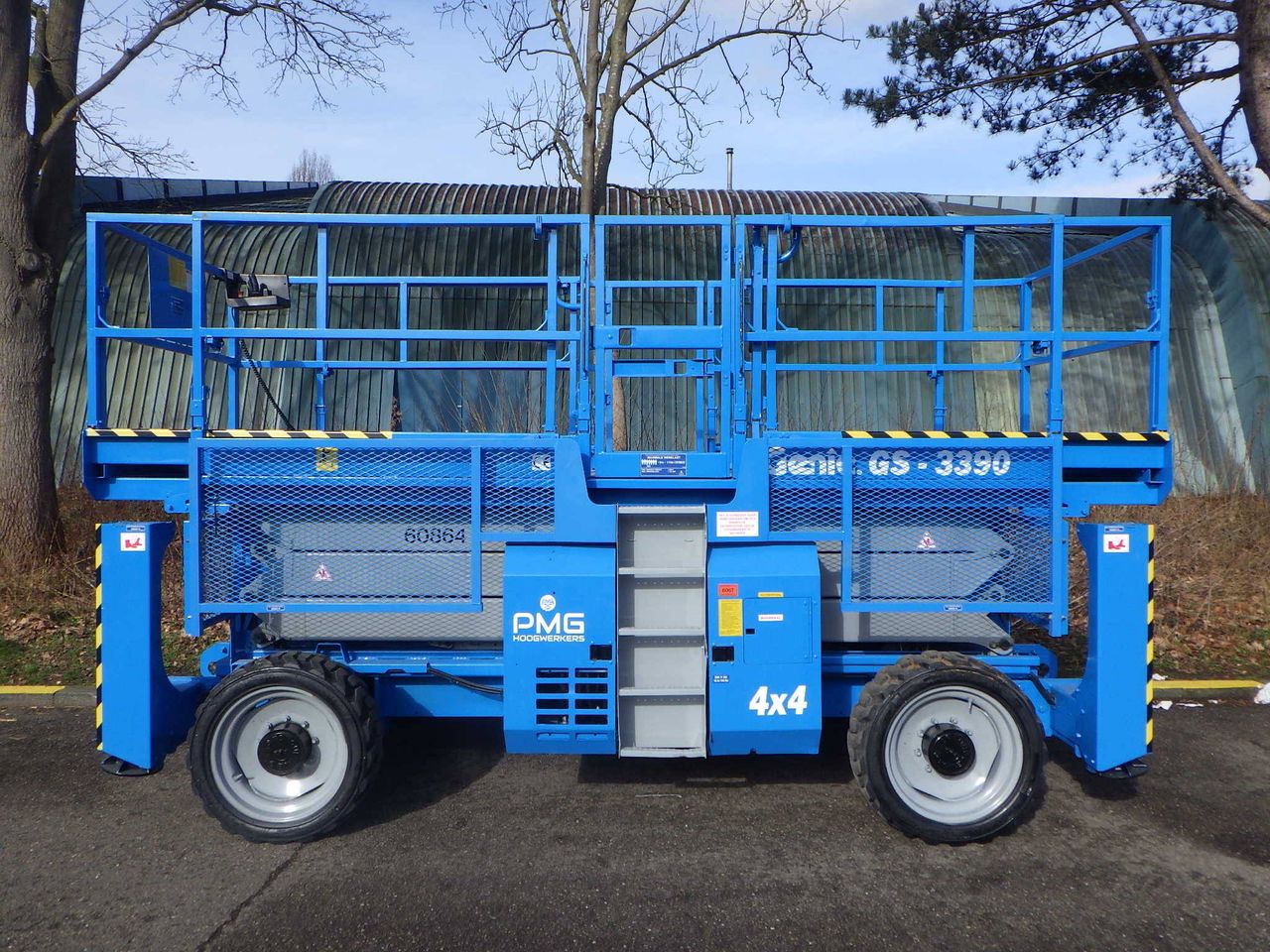 Scissor lift Genie GS-3390RT Diesel 12.06m 2008