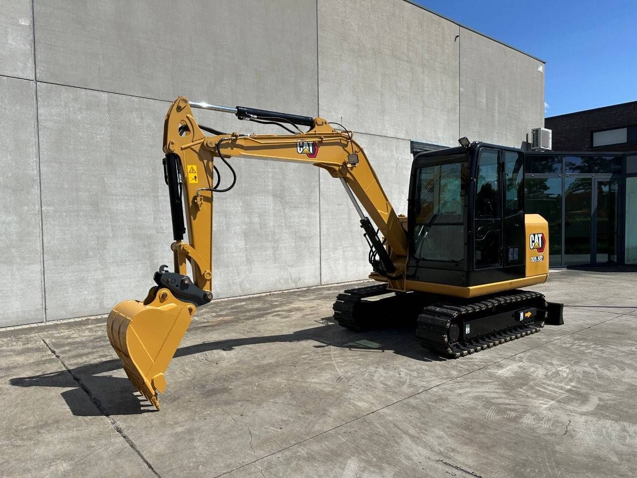 Crawler excavator Caterpillar 305.5E2 Diesel 33.6kW 2018