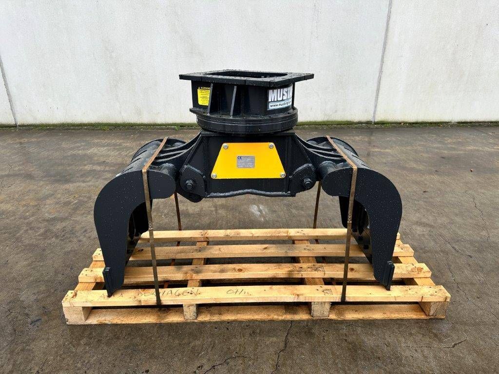 Grab Mustang GRP450 New
