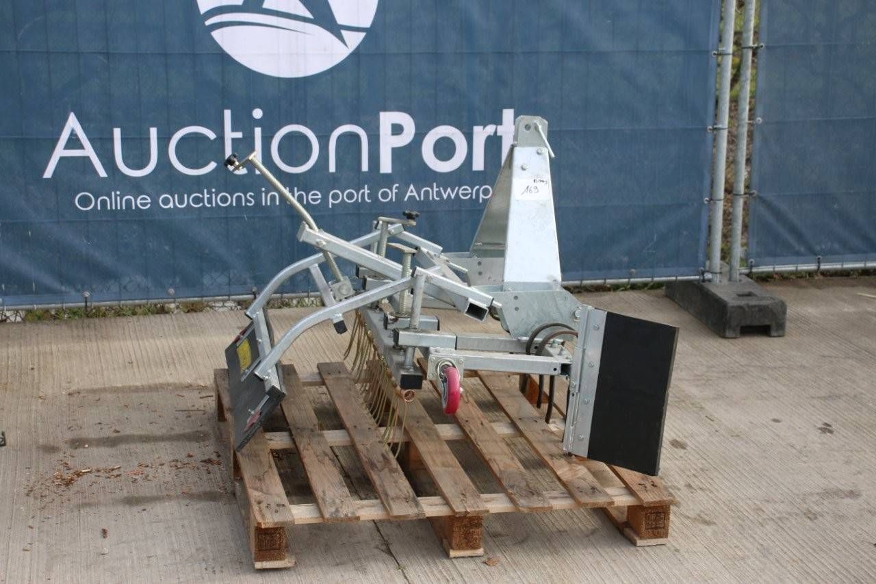 Ground leveler