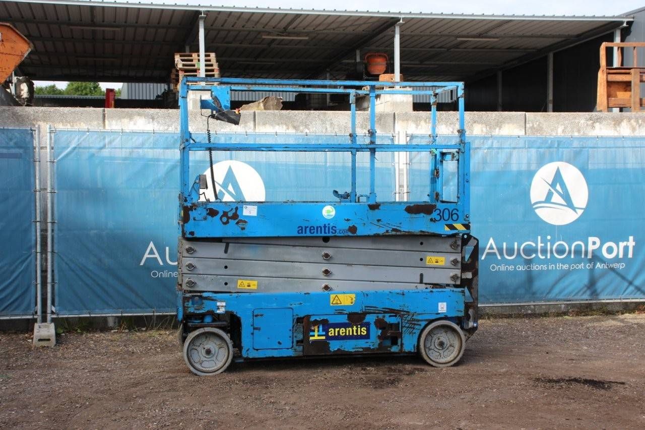 Scissor Lift Genie GS-2632 Electric 9.96m 2013