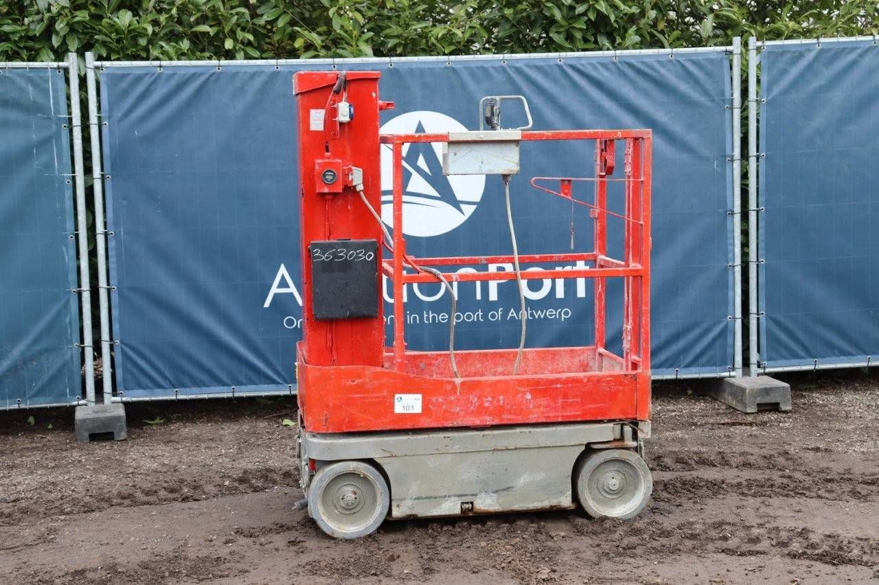 Scissor Lift Skyjack Electric