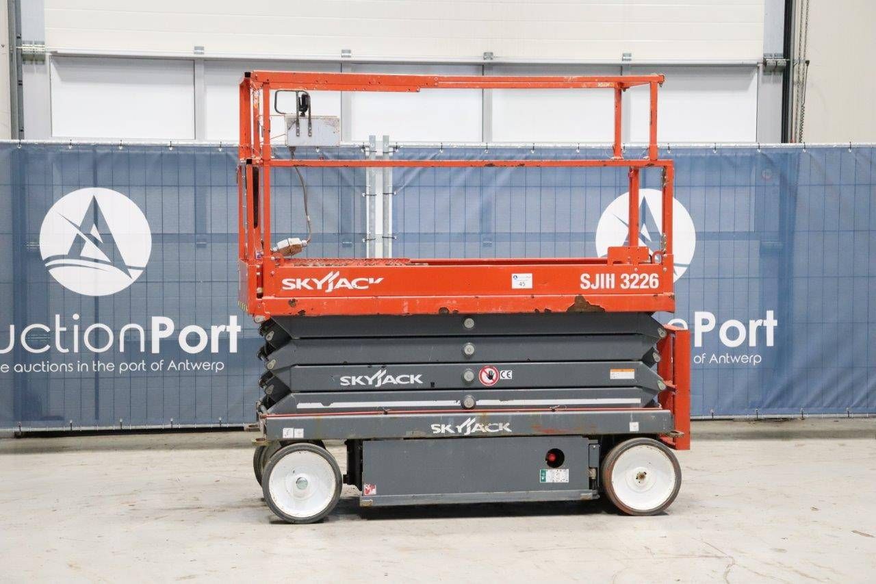 Scissor lift Skyjack SJIII3226 Electric 227kg 9.92m 2018