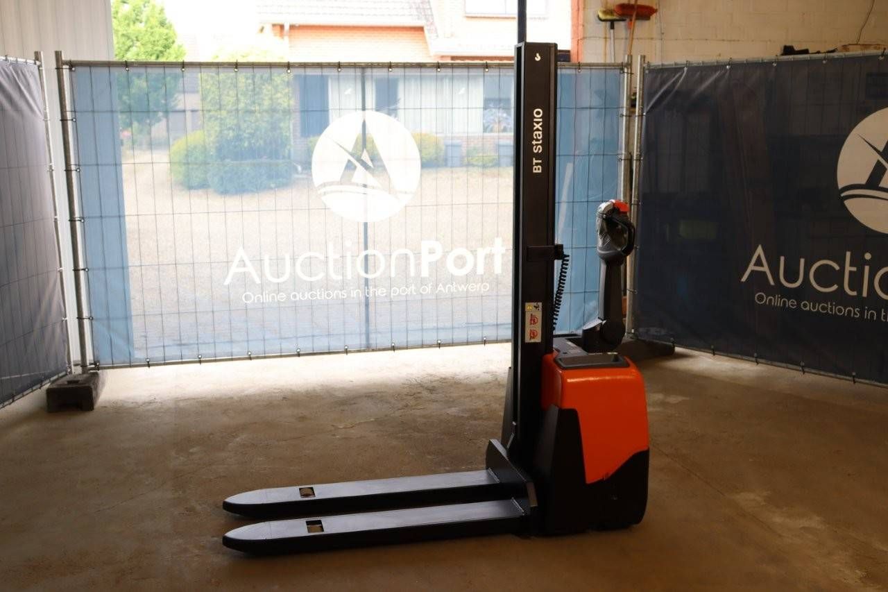 Stacker Toyota Electric