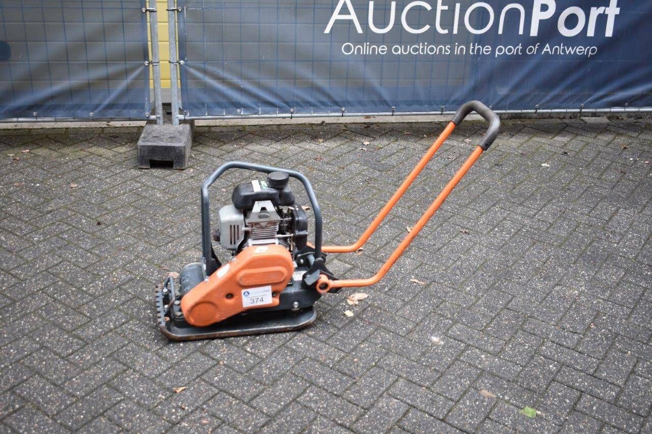Vibratory plate Belle LC3222 Petrol (Margin)