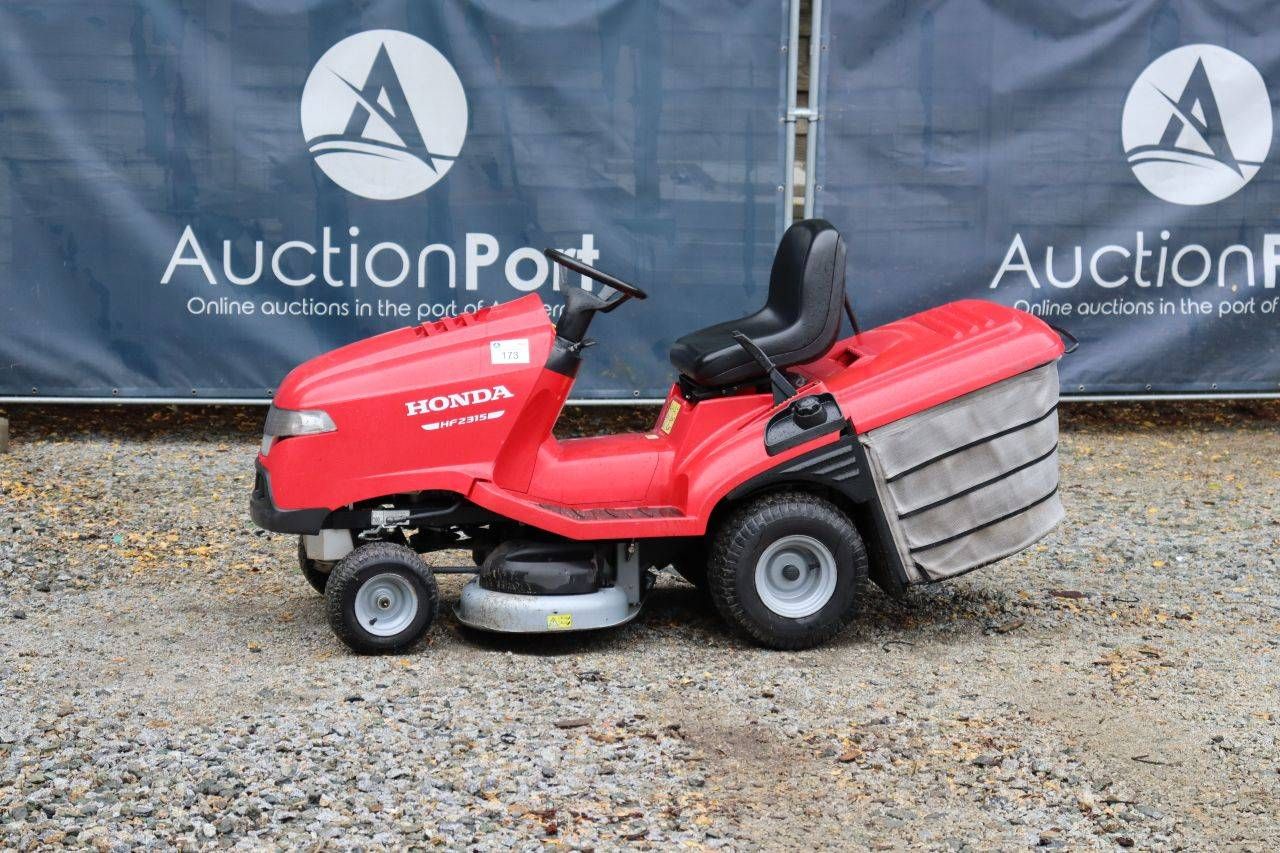 Zitmaaier Honda HF2315 Benzine 2013