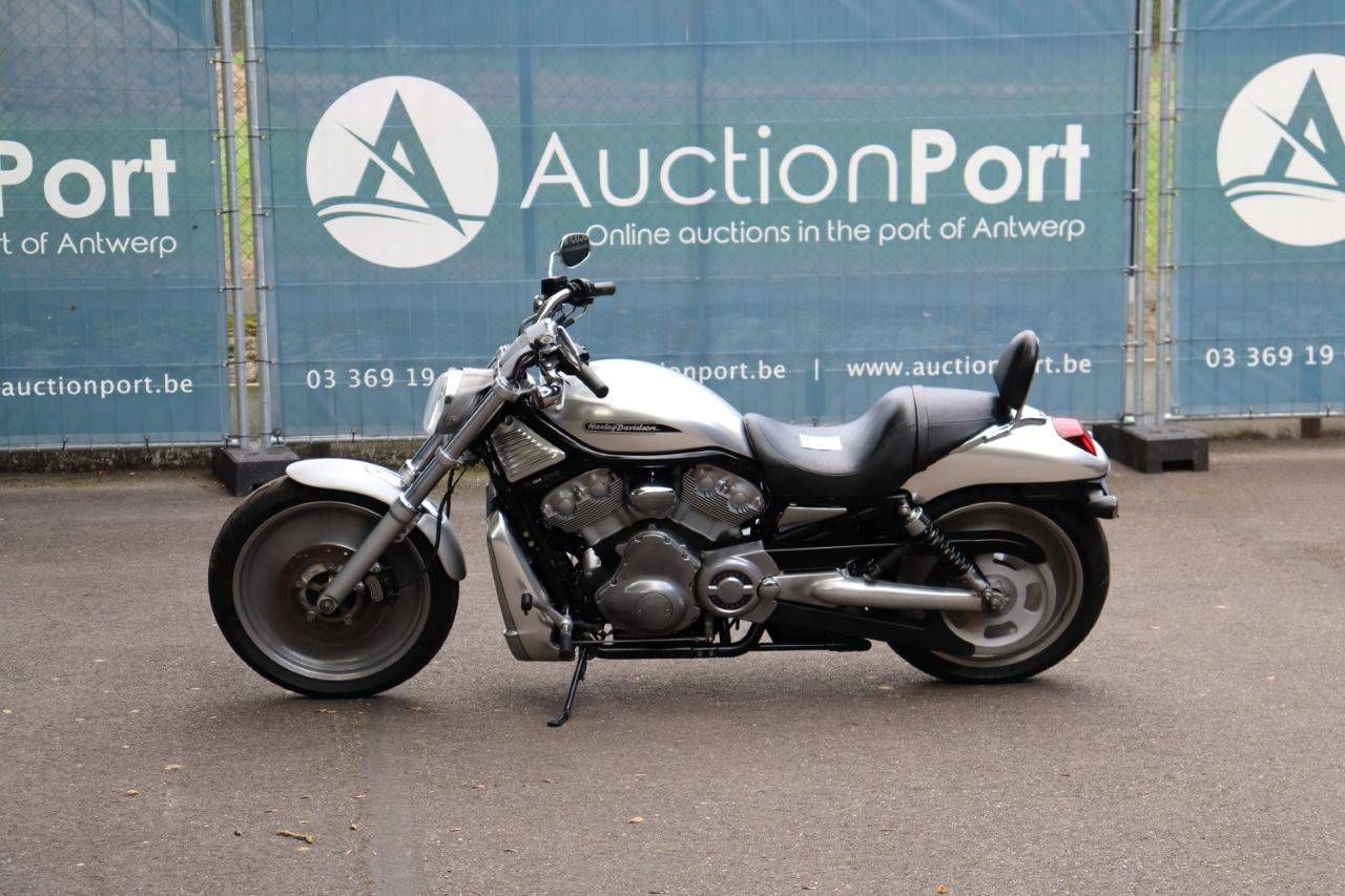 Harley-Davidson V-Rod VRSC Gasoline 2004