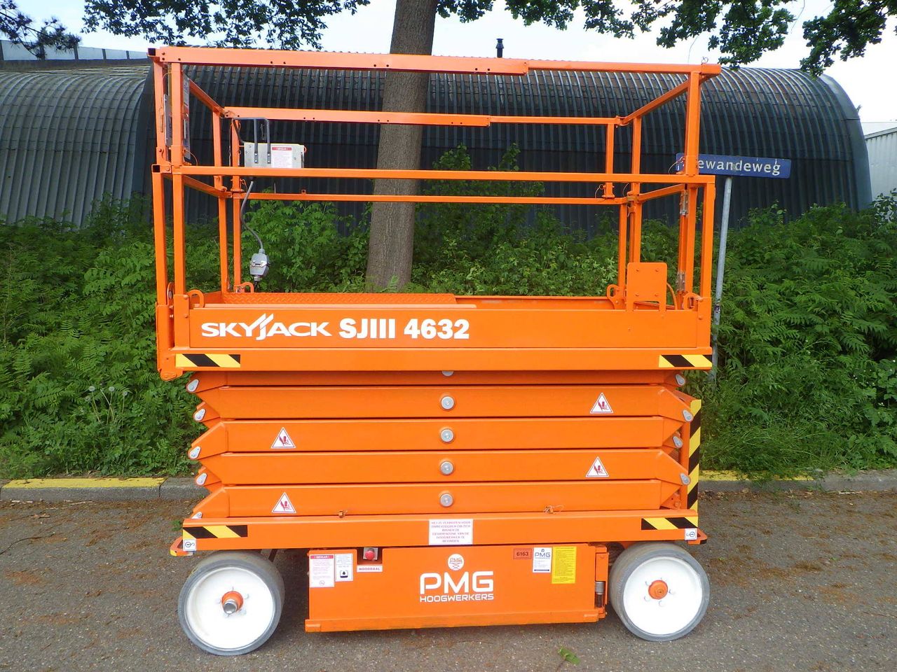 Scissor lift Skyjack SJ4632 Electric 11.75m 2016