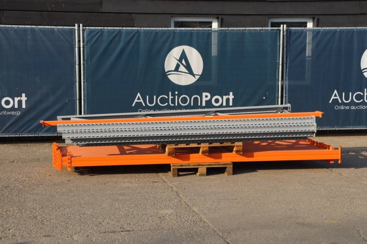 Pallet racking STOW