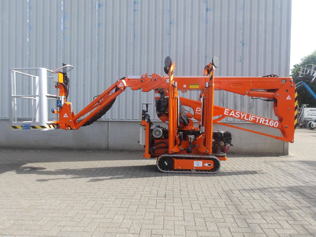 Nacelle araignée Easylift R-160 électrique et essence 15,60 m 2012