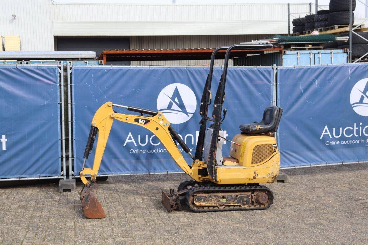 Mini digger Caterpillar 300.9D Diesel 13hp