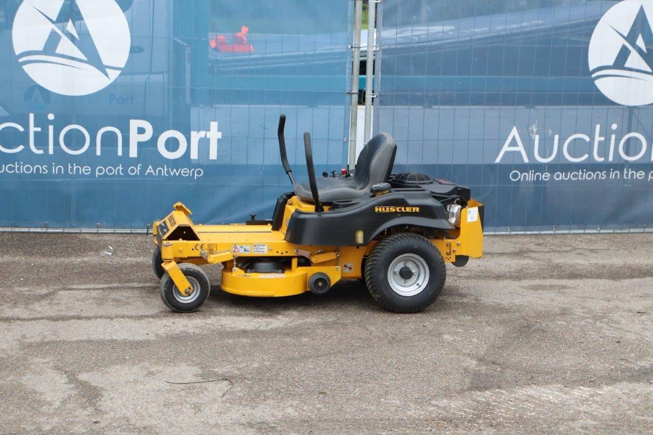 Riding mower Hustler Raptor 44CE Petrol 14.5hp 