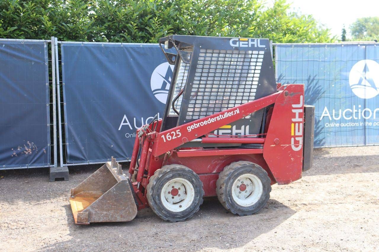 Skid steer loader Gehl SL1625 Diesel 2000