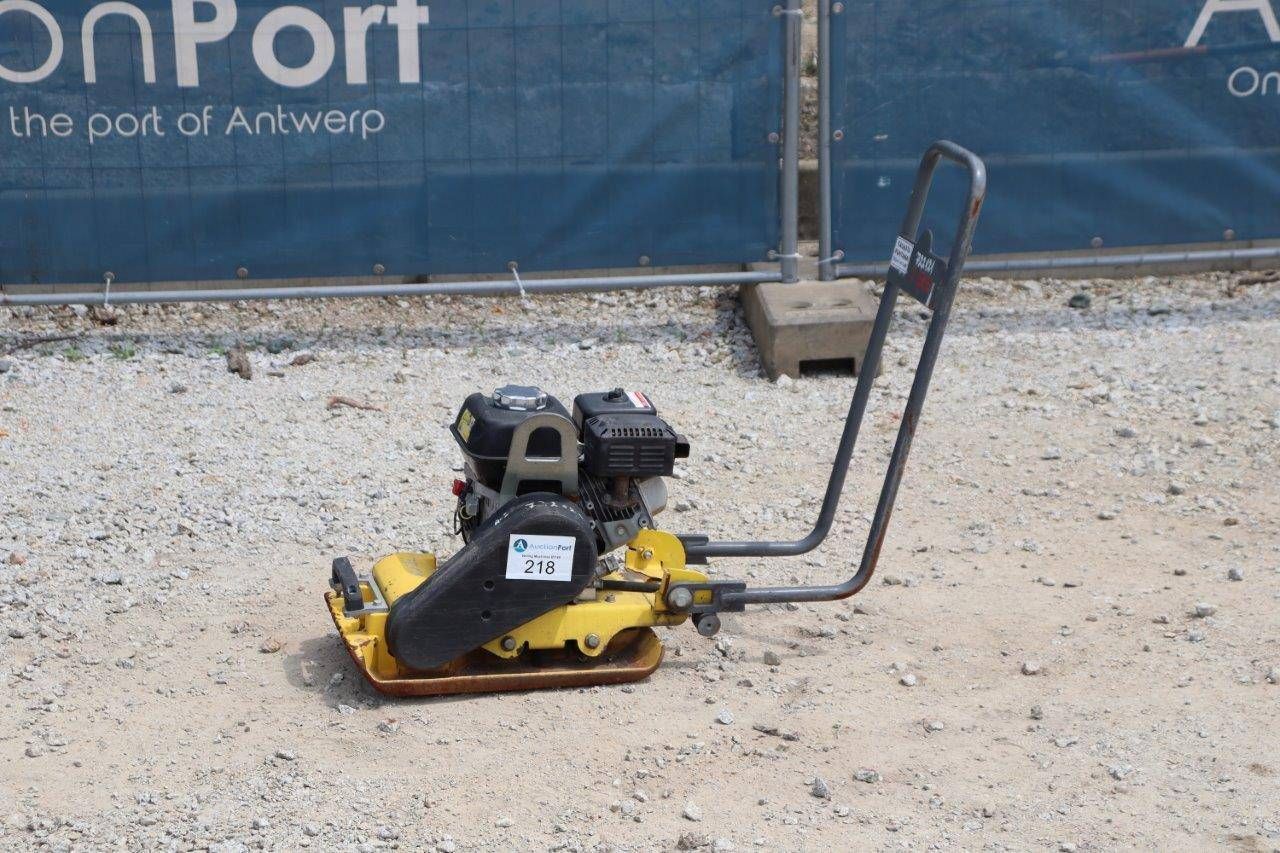 Vibratory plate Wacker Neuson 135 Petrol 