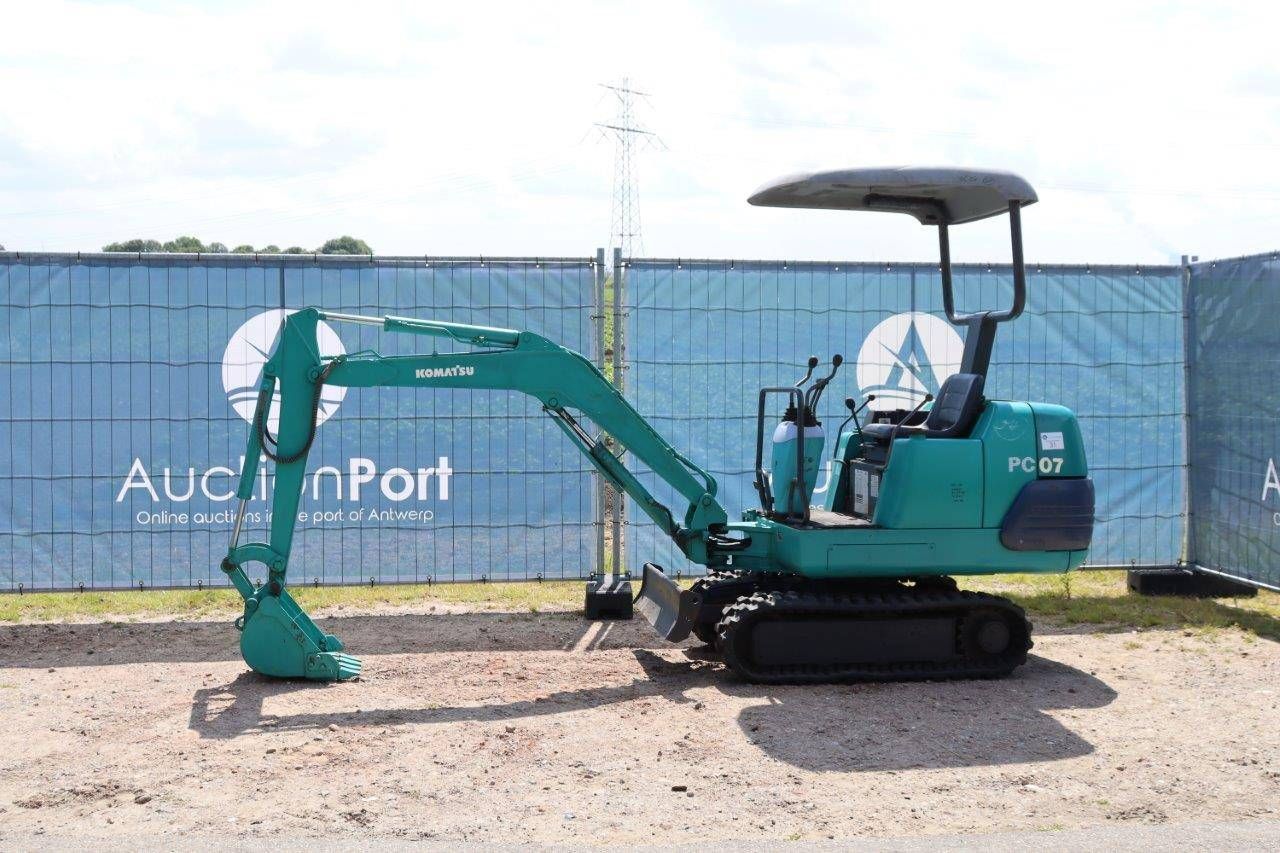 Mini digger Komatsu PC07 Diesel 15.2hp