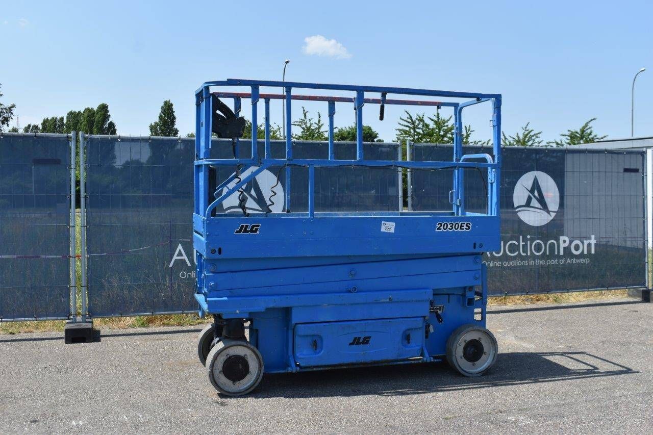 Scissor lift JLG 2030ES Electric 8.1m