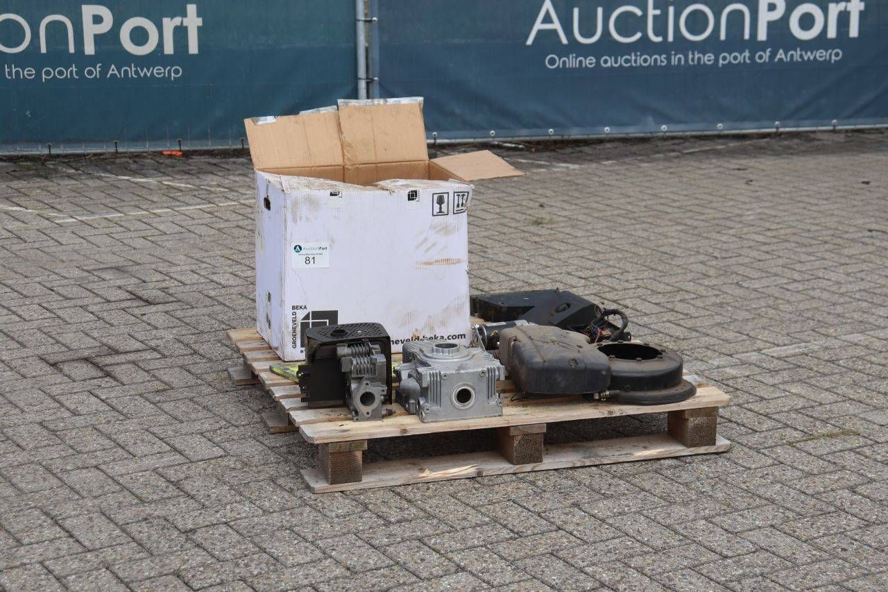 Lote de piezas de motor