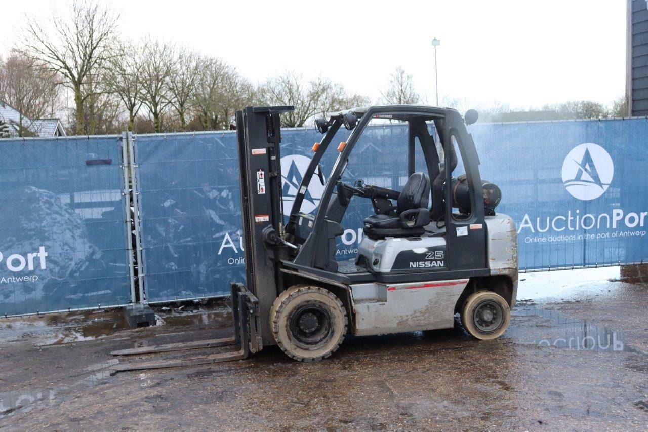 Chariot élévateur Nissan UD02A25PQ GPL 2500kg